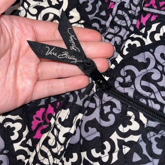 VERA BRADLEY Large Tote Bag VERA BRADLEY Large Tote Bag VERA BRADLEY Large Tote - Picture 5 of 14